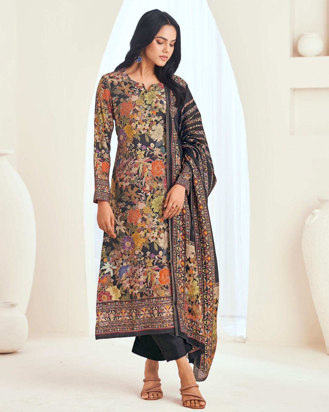 9140C-Elegant Green Muslin Suit Set with Delicate Floral Print & Dupatta