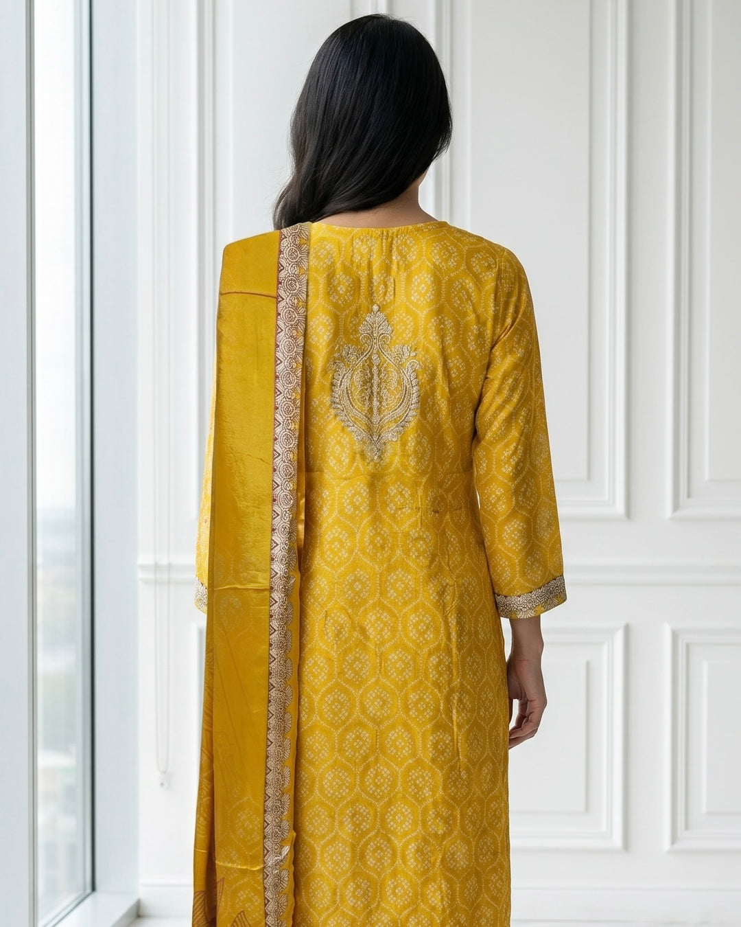 Embroidered Yellow Tissue Festive Elegance (49667)