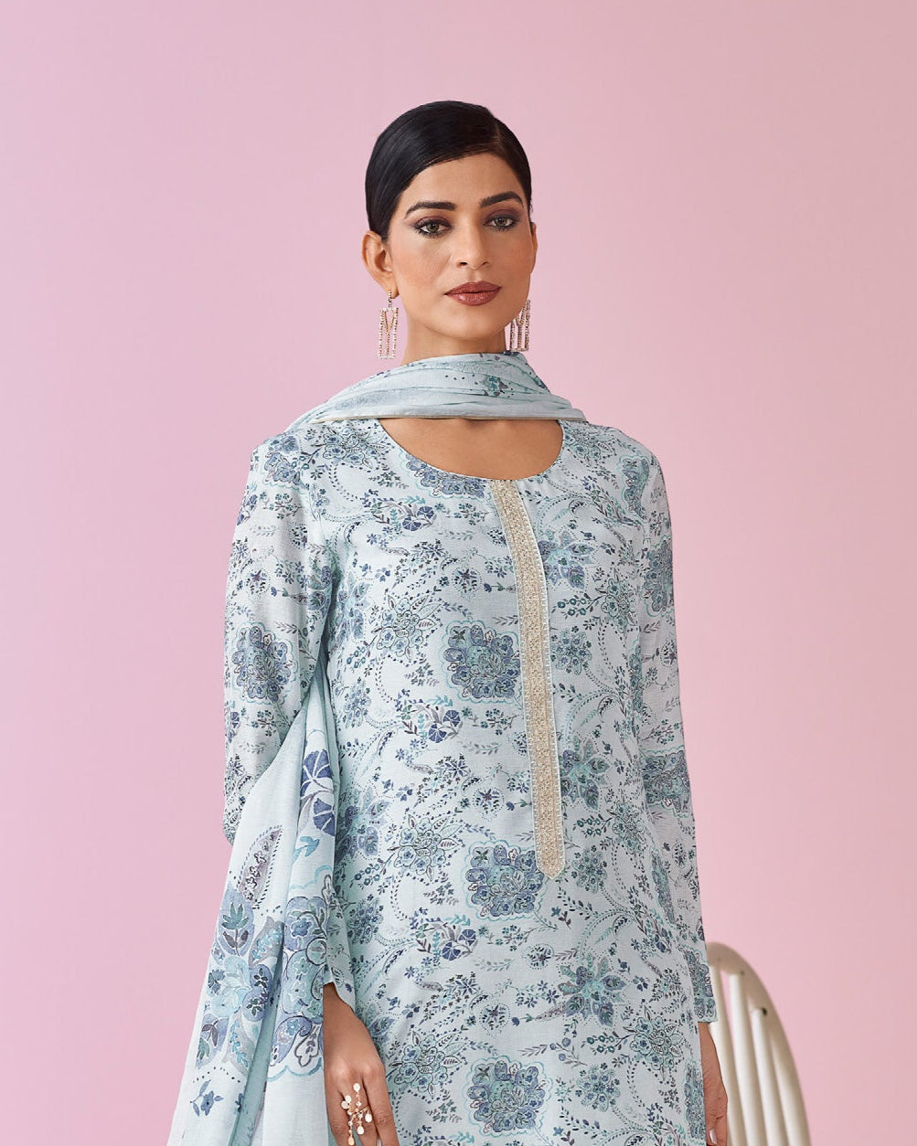 1923 - Elegant Blue Muslin Suit Set with Delicate Floral Print & Dupatta