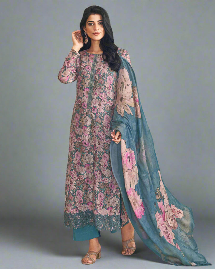 5005- Elegant Lavendar Muslin Suit Set with Delicate Floral Print & Dupatta
