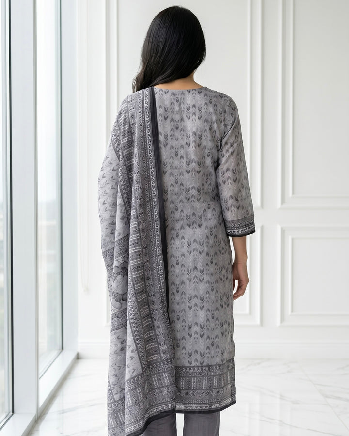 Embroidered Grey Crepe Dupatta with Elegant Detailing (56090)